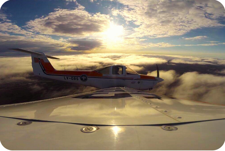 Piper PA-38 "Tomahawk"